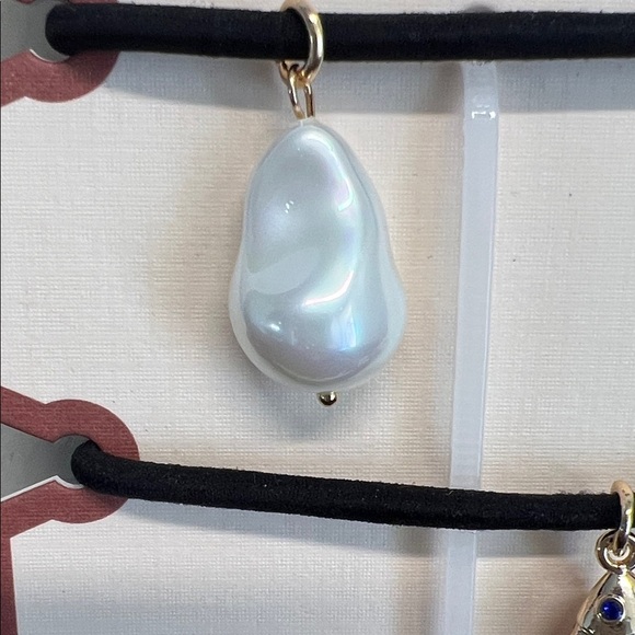 Camila Coelho | Sea Motif Charm Hair Tie Set - Picture 3 of 7